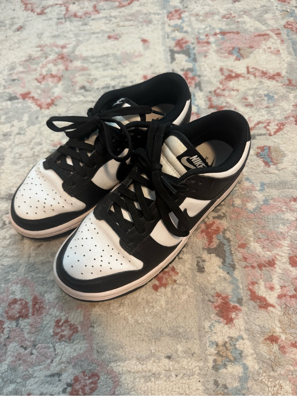 Nike Dunks - Picture 1 of 3